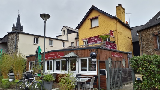 Restaurant "Le Bonheur est dans le Blé" à Châteaubourg
