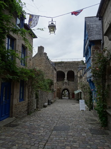 Dinan