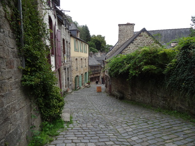 Dinan