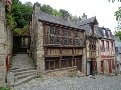 Dinan