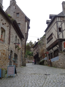 Dinan