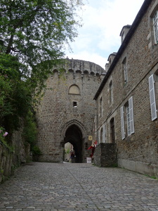 Dinan