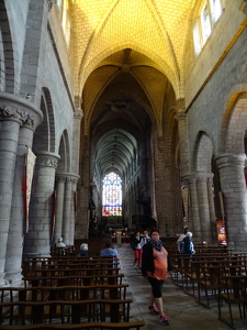 Collégiale Saint-Aubin