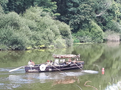 Sorte de drakkar sur la Vilaine