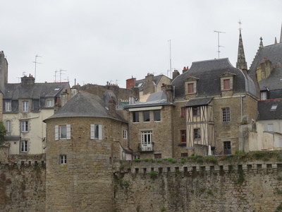 Tour poudrière à Vannes