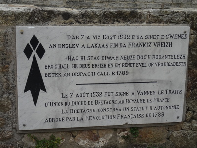 Plaque "Traité d'union du Duché de Bretagne au Royaume de France