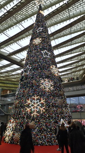 Sapin de Noël des Halles à Paris