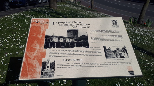 Panneau explicatif sur l'ancien ascenceur de Saint-Germain