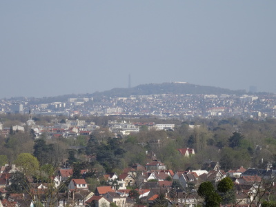 Le Mont Valérien depuis les hauteurs de Saint-Germain-en-Laye