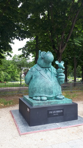 Exposition Geluck sur l'avenue des Champs-Élysées