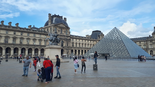 La Louvre à Paris