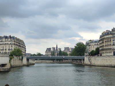 Traversée de Paris en longeant la Seine d'Ivry-sur-Seine à Issy-les-Moulineaux