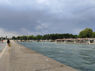 Traversée de Paris en longeant la Seine d'Ivry-sur-Seine à Issy-les-Moulineaux