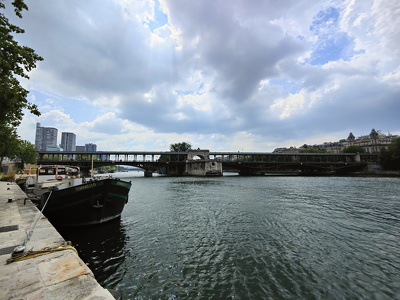 Traversée de Paris en longeant la Seine d'Ivry-sur-Seine à Issy-les-Moulineaux