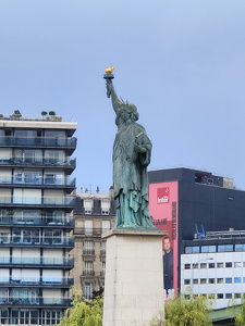 Traversée de Paris en longeant la Seine d'Ivry-sur-Seine à Issy-les-Moulineaux