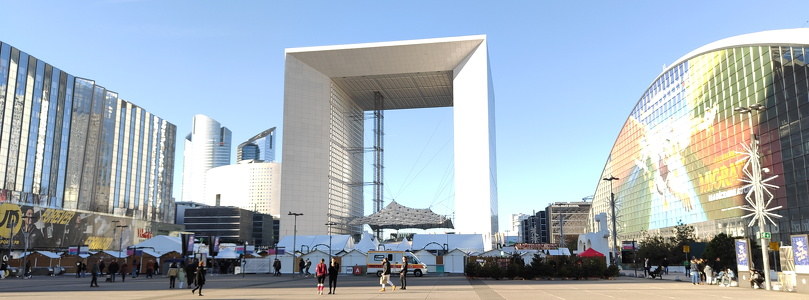 2023-12-17.La Defense