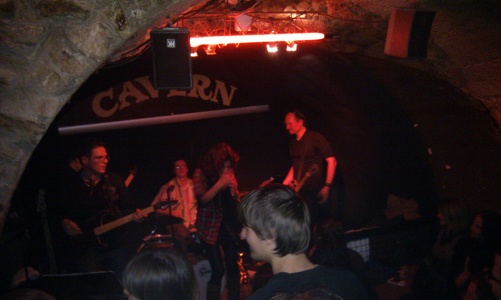 Concert des Coverbusters au Cavern.