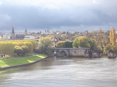 Ancien pont de Poissy sur la Seine