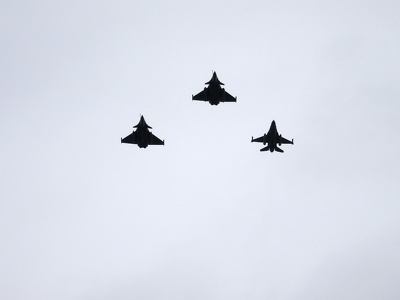 2 Dassault Rafale B et un Lockheed Martin F16
