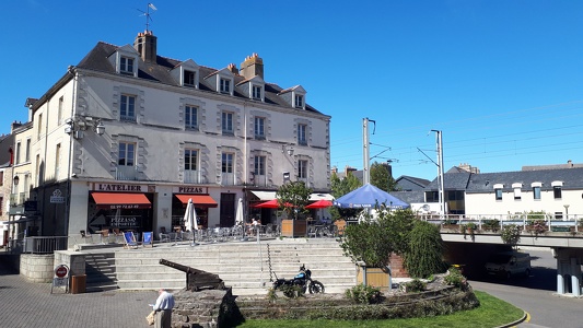 Place Saint-Sauveur, Redon
