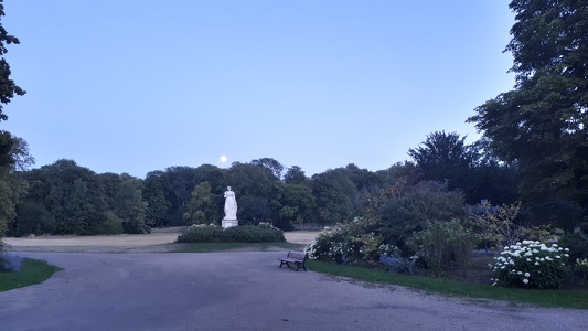 Statue de Joséphine au Parc de Bois-Préau de Rueil-Malmaison