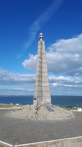 Monument hommage aux Résistants au Fort Penthièvre à Saint-Pierr